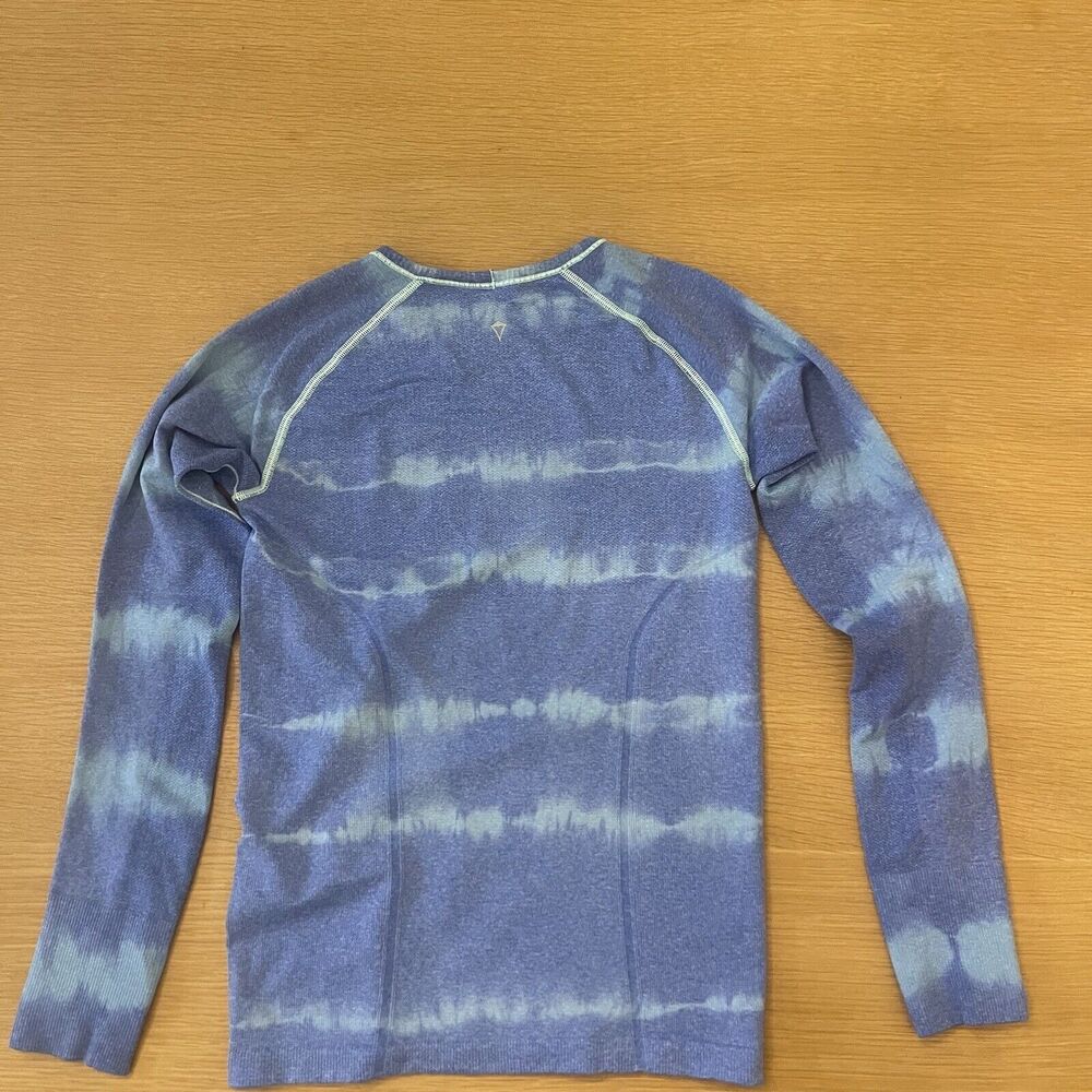 Girl's Ivivva Lululemon Size 14 Fly Tech Long Sleeve Shirt - Picture 2 of 5